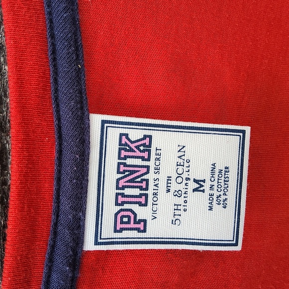 PINK Victoria's Secret red St. Louis cardinal t-shirt size Medium - Picture 2 of 6